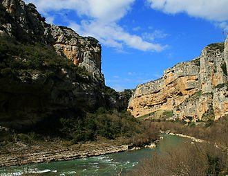 gorge, lumbier, spain, pyrenees
