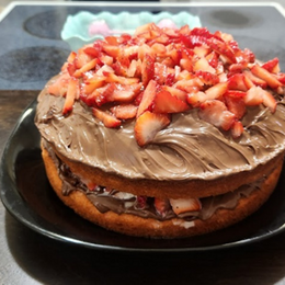 Strawberry Nutella Cake