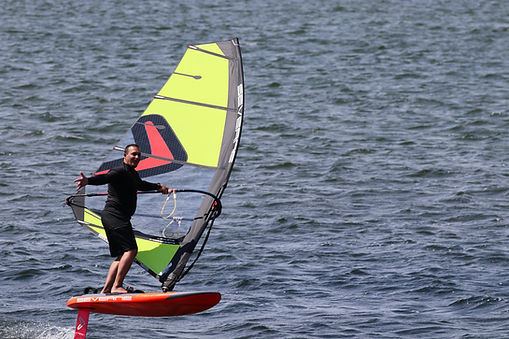Learn to Windsurf on a Foil