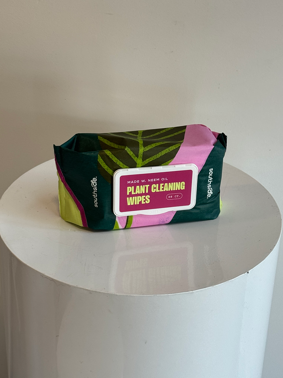 A rectangular pack of 80 plant cleaning wipes by Southside Plants, highlighting the neem oil infusion for leaf care.