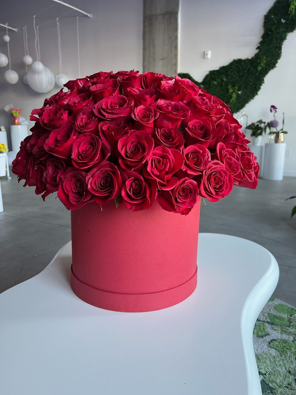 150 Roses in a box