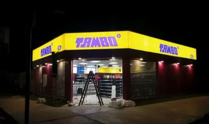 FrontalTambo_PanelEncendido.webp