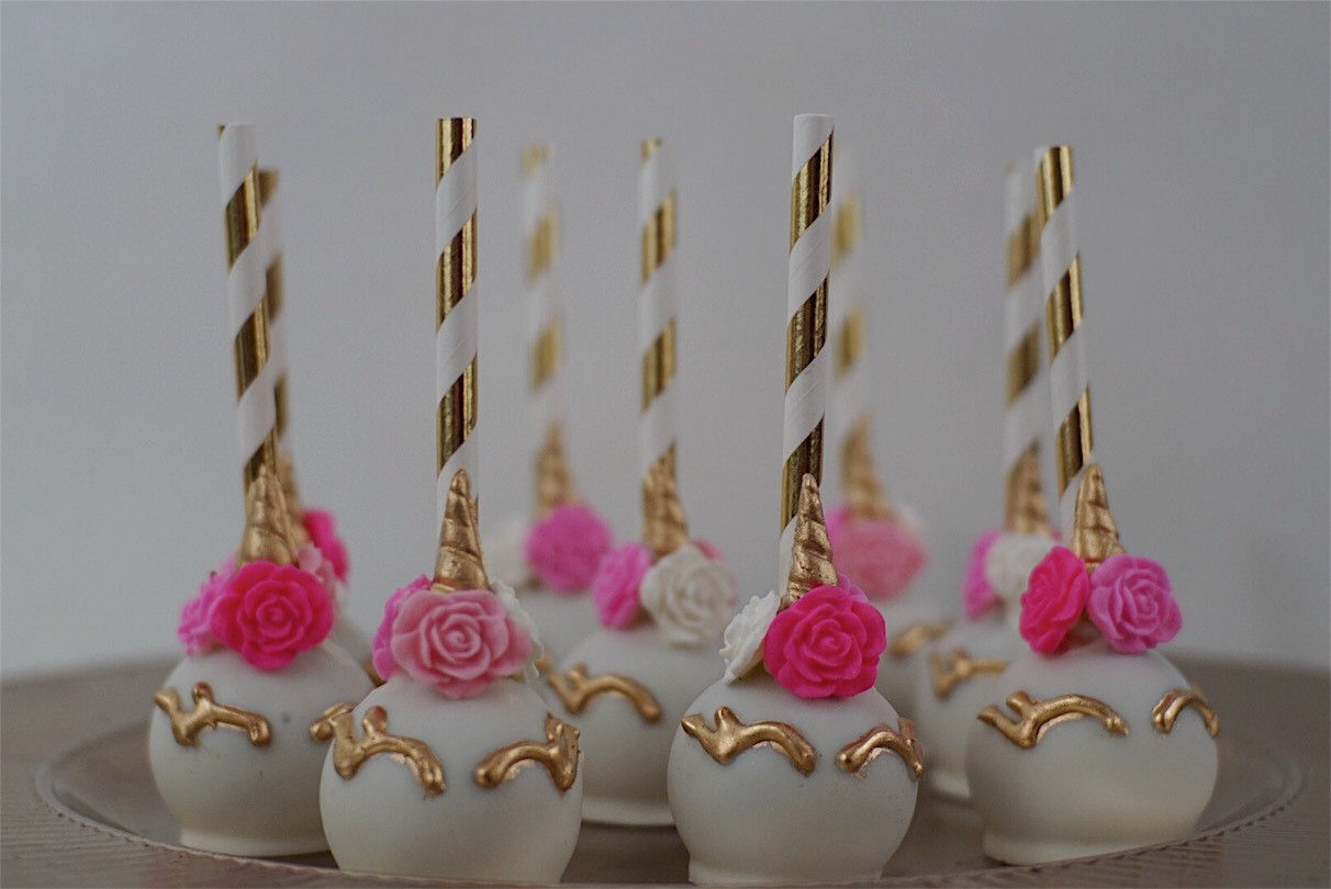 Cake Pops Gardena XOXO Cake Pops, Inc. It's a Cake in a Pop