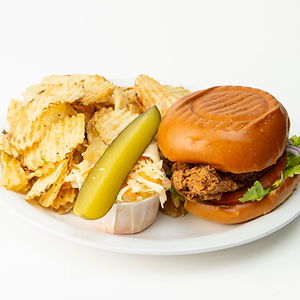 Burger au poulet - Chips et chou