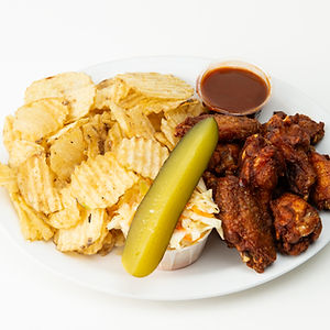 10 Ailes de poulet - Chips et chou