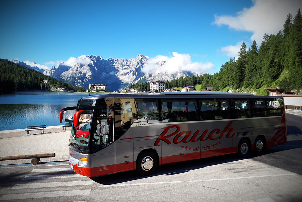 Bus Misurina See_edited.jpg