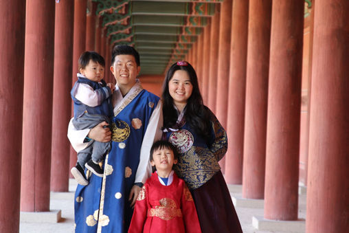 A Magical Journey Through Time: Family Hanbok Photoshoot at Changdeokgung Palace with MyHanbokDream Photography