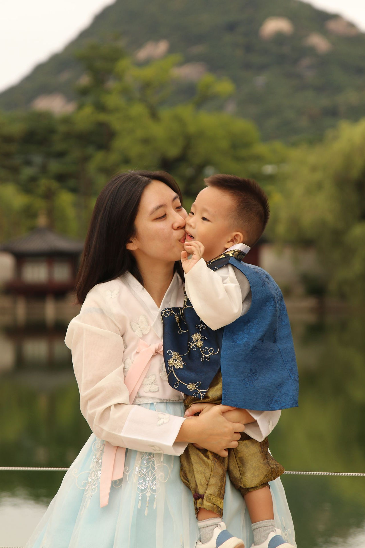 Family Hanbok Photoshoot