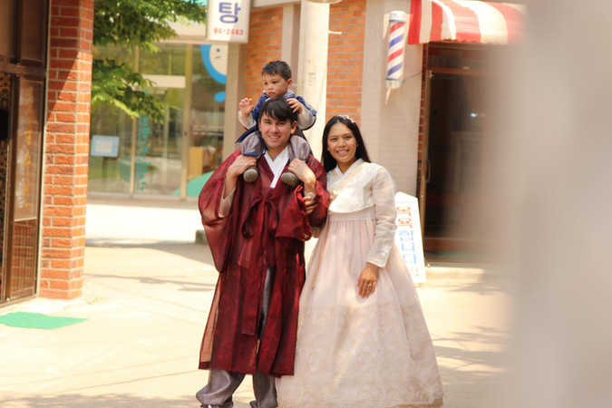 American family in Hanbok