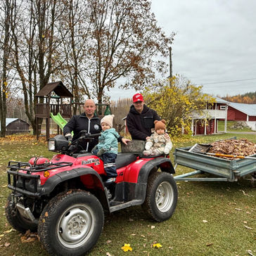 Tuomisten perheessä arvostetaan isyyttä