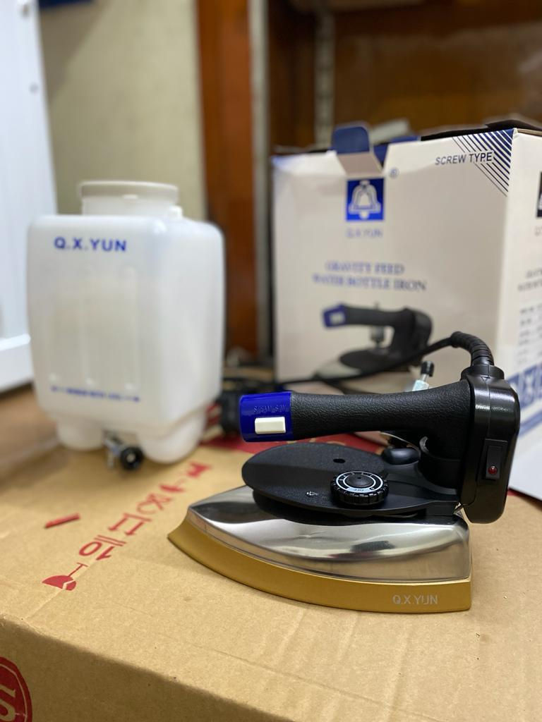 Qxyun steam iron