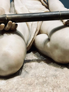 Something beautiful: marble knees