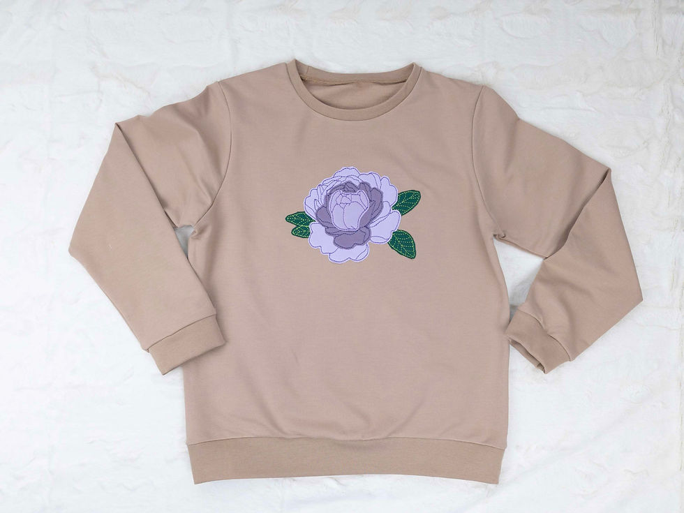 Thumbnail: Pieaugušo džemperis ar Peonijas zieda aplikāciju