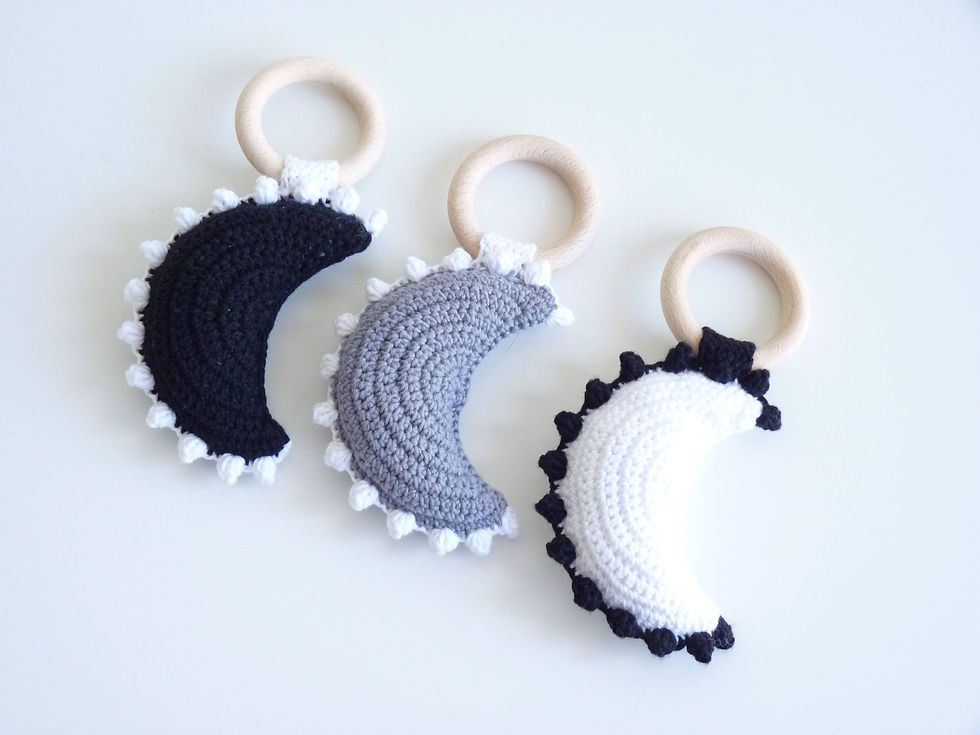 Thumbnail: Tamborēts grabulītis "Mēnestiņš"