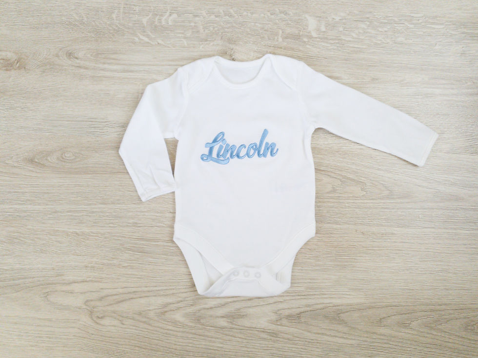 Sīktēls: Personalizēts bodijs ar bērna vārdu