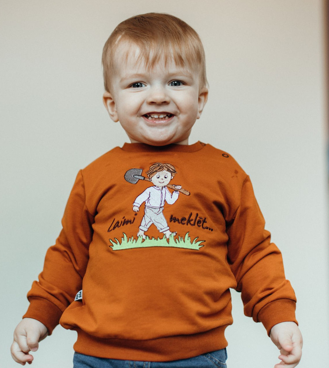 Sweatshirt "Laimi meklēt"