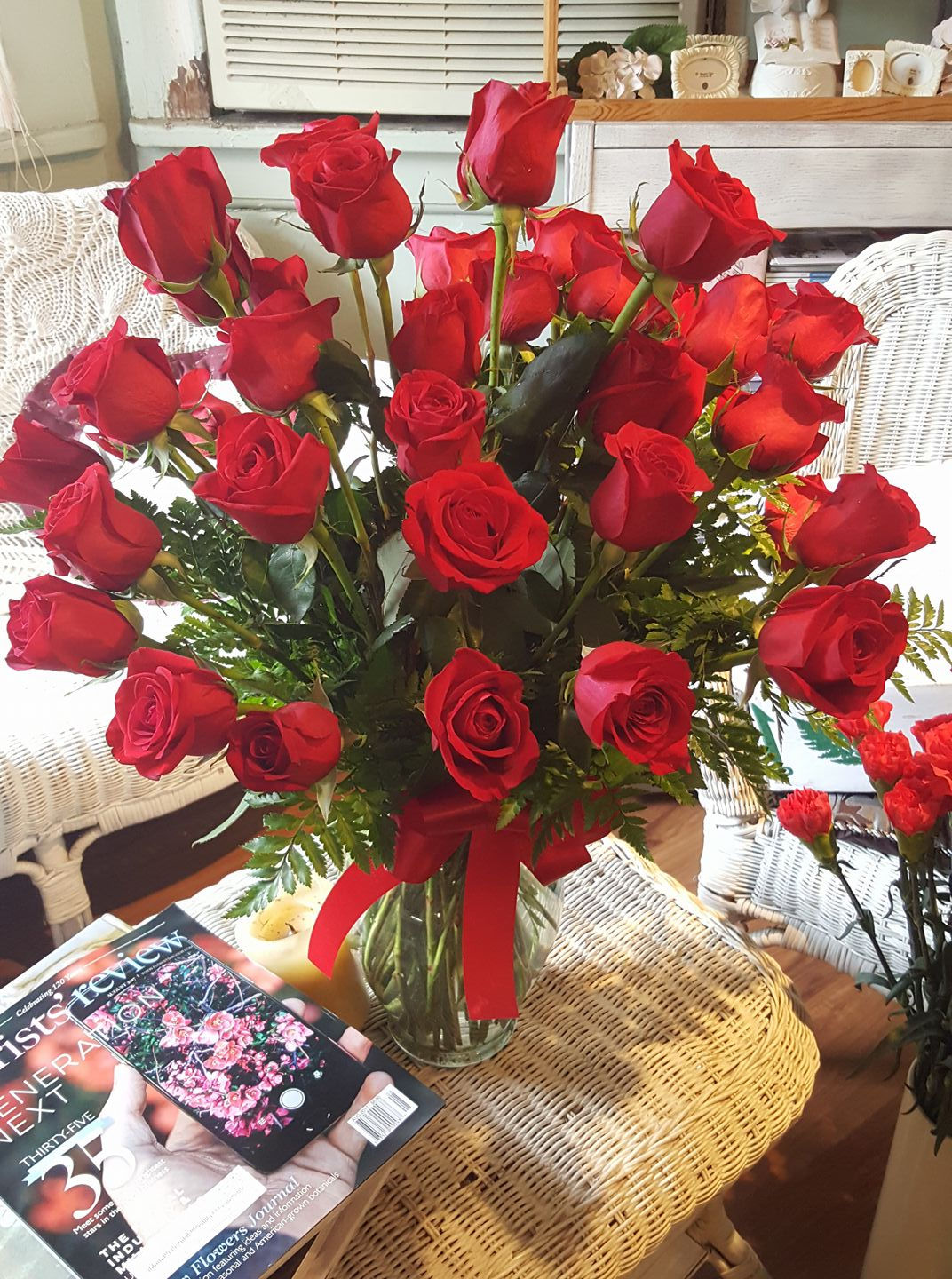 2 docenas de rosas de tallo largo