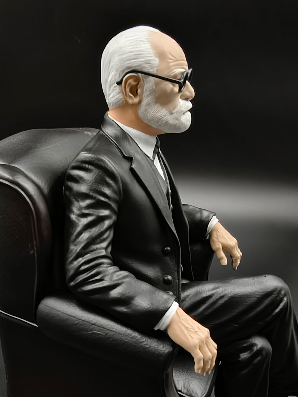 Miniatura: Freud Sentado Edição Contemplativa® Escultura Premium