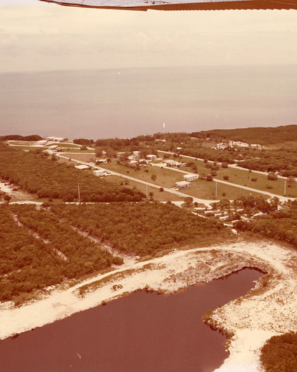 Golfstreem Shores Front 01.jpg