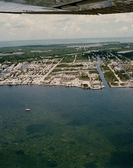 Bermuda Shores Twin Lakes Front Edit 01.jpg