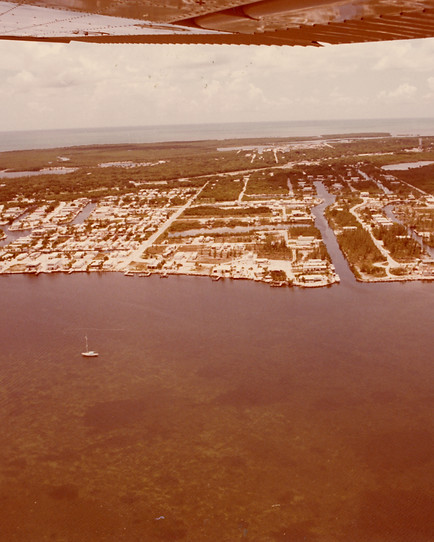 Bermuda Shores Twin Lakes Front 01.jpg