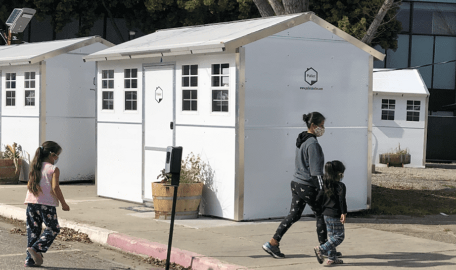Newsom promised 1,200 tiny homes for homeless Californians. A year ...