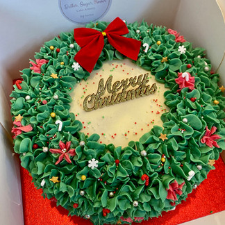 6 Inch Christmas Wreath Cake