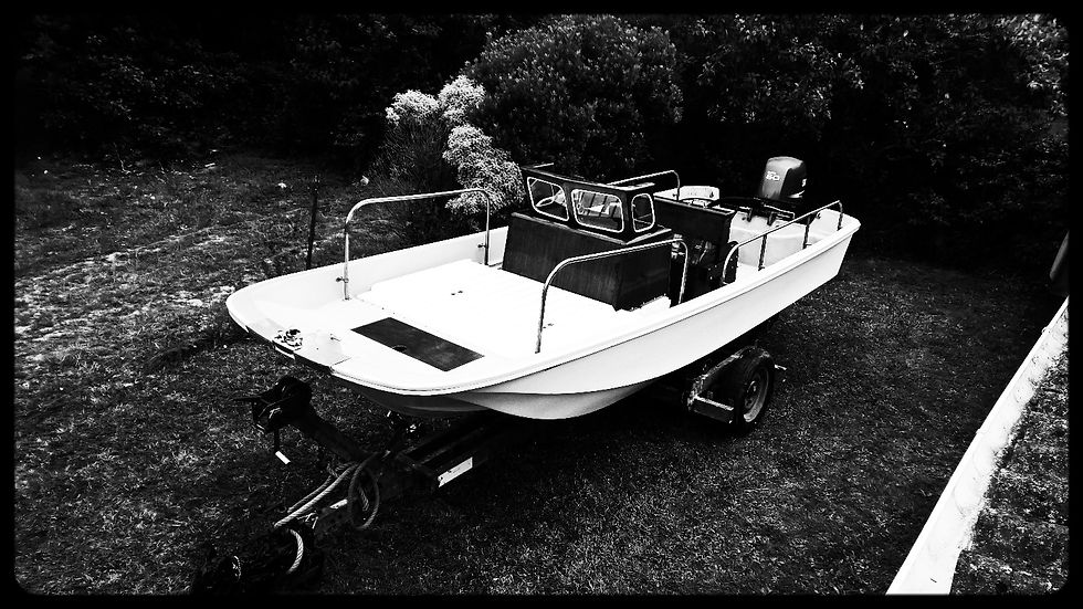Restauration d'un Boston Whaler Sako