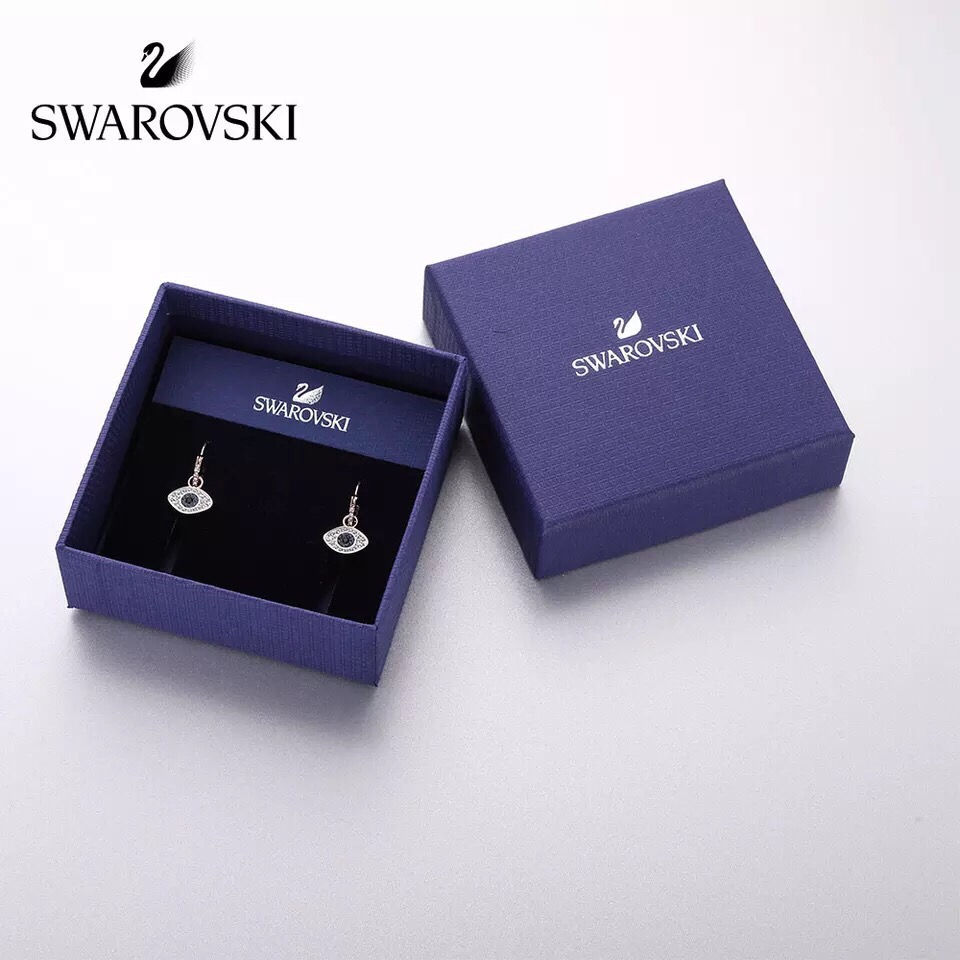 Thumbnail: Swarovski earring 