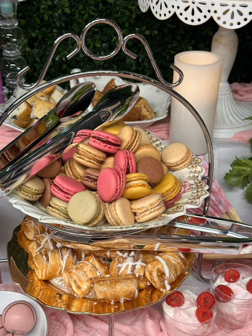 Thumbnail: Dessert Table Setup