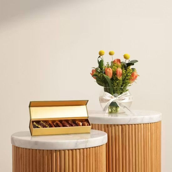 Bateel Palm Filled Dates Box | Beautiful Choice's Flower Vase