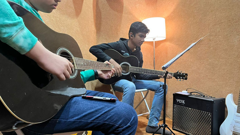 Accoustics Guitar Class.jpeg