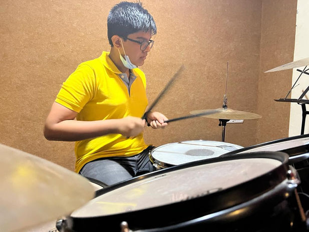 DW Drum Kit.jpeg