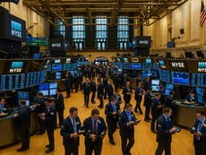 Small-cap in evidenza mentre Wall Street punta sui benefici dei possibili tagli dei tassi