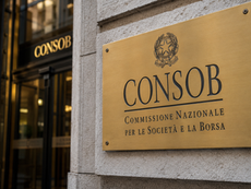 Via libera della Consob ad un nuovo pacchetto di semplificazioni regolamentari. Sale la soglia per le comunicazioni di internal dealing. Meno adempimenti anche per prospetti e offerte pubbliche