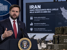 Iran, Vance preoccupato per il livello delle scorte di armi Usa