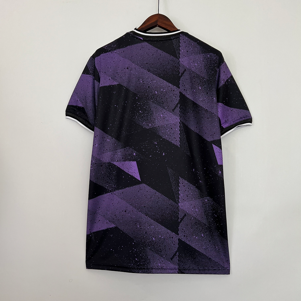 18€ Retro S. 23/24
