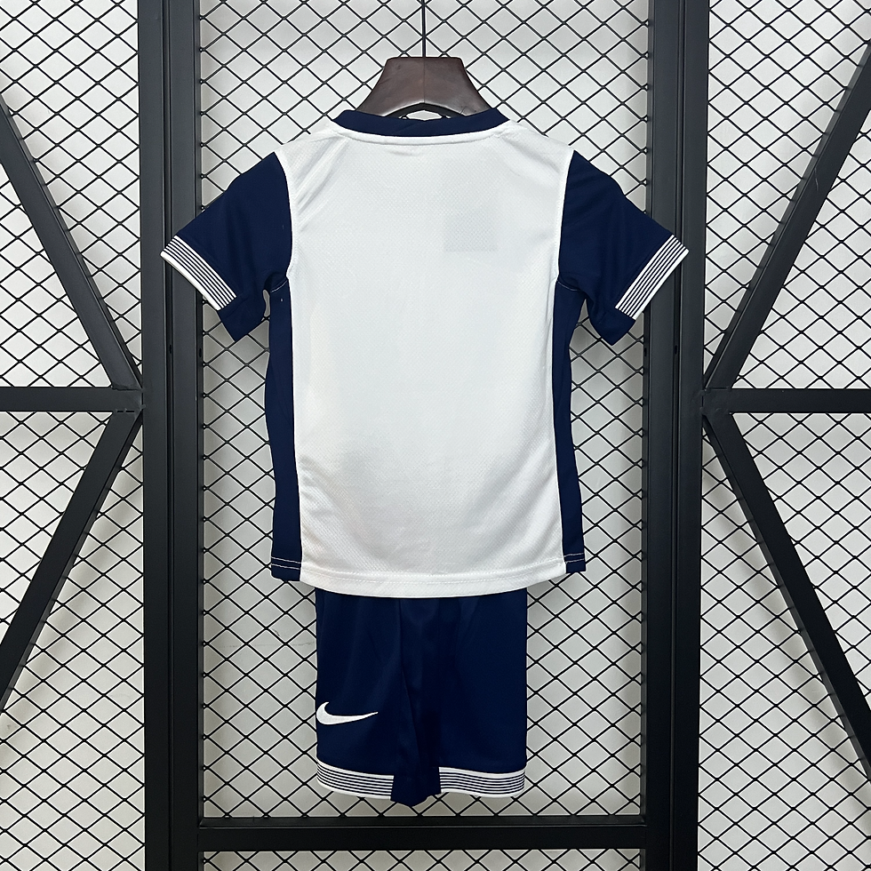 16€ Home 24/25