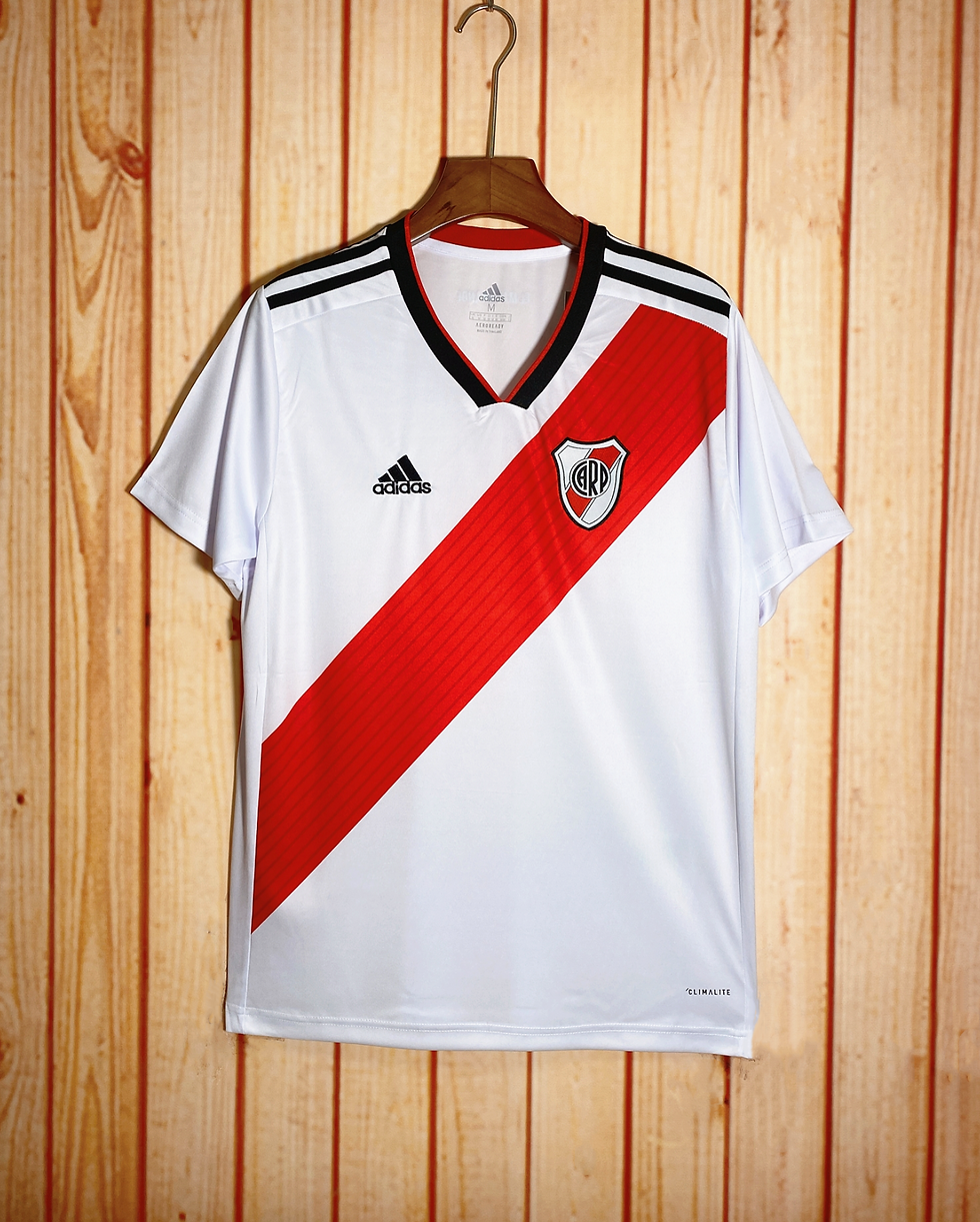 18€ Retro H. 18/19