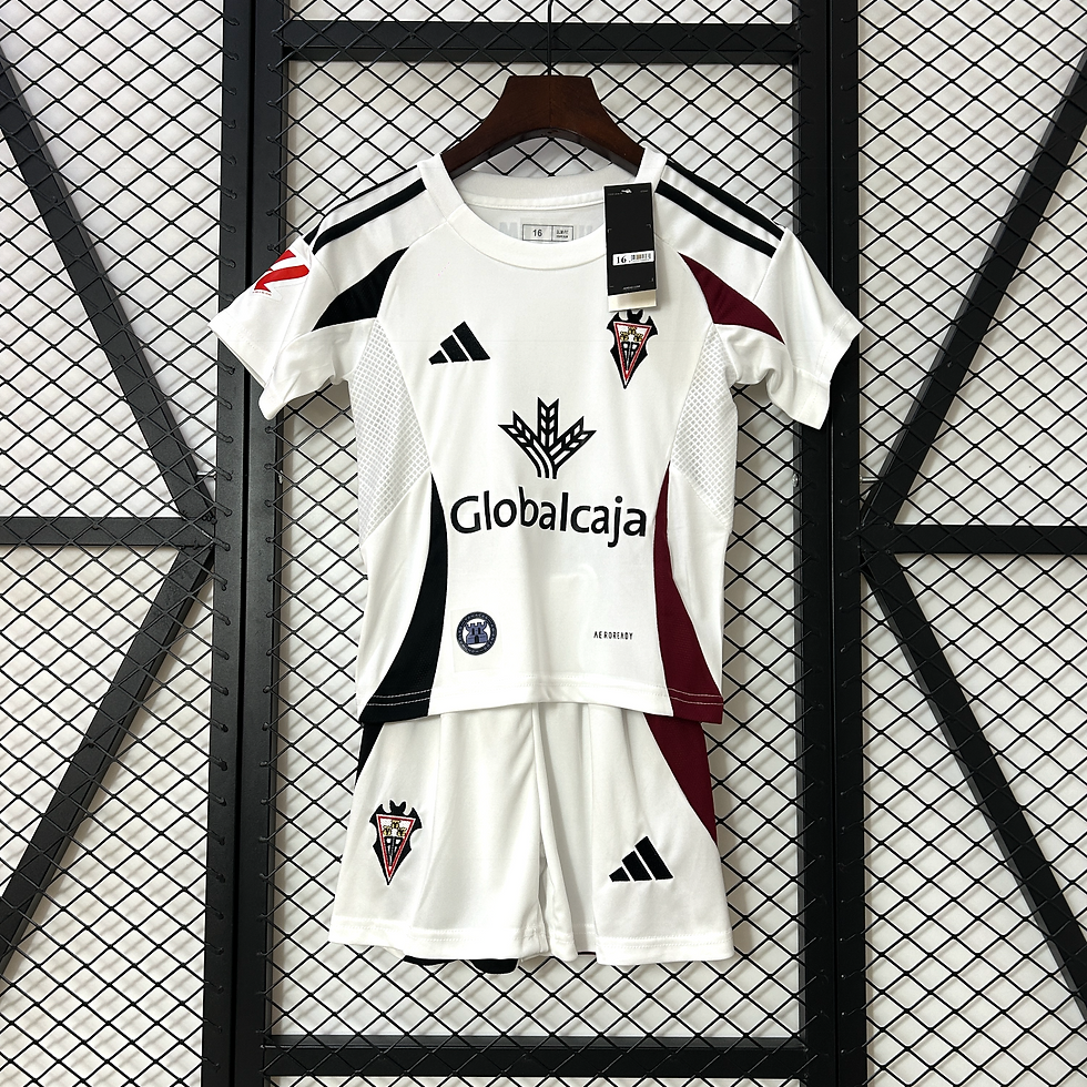 16€ Home 24/25