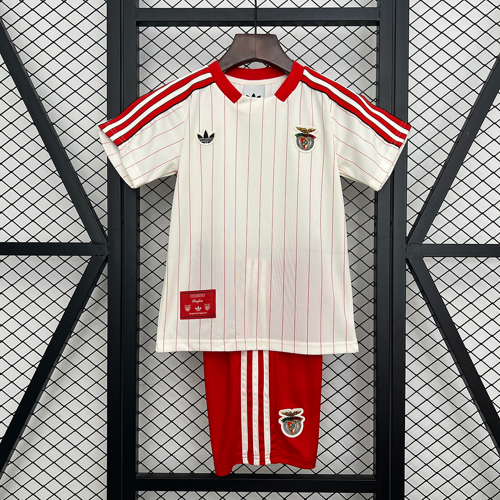 16€ Icon 25/26