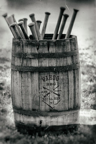 BARREL OF BATS WAHOO-XL.jpg
