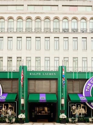 DEPOIS DE VINTE ANOS EM WIMBLEDON, A RALPH LAUREN DEIXOU DE PARECER UMA MARCA PATROCINADORA. VIROU PARTE DA TRADIÇÃO.