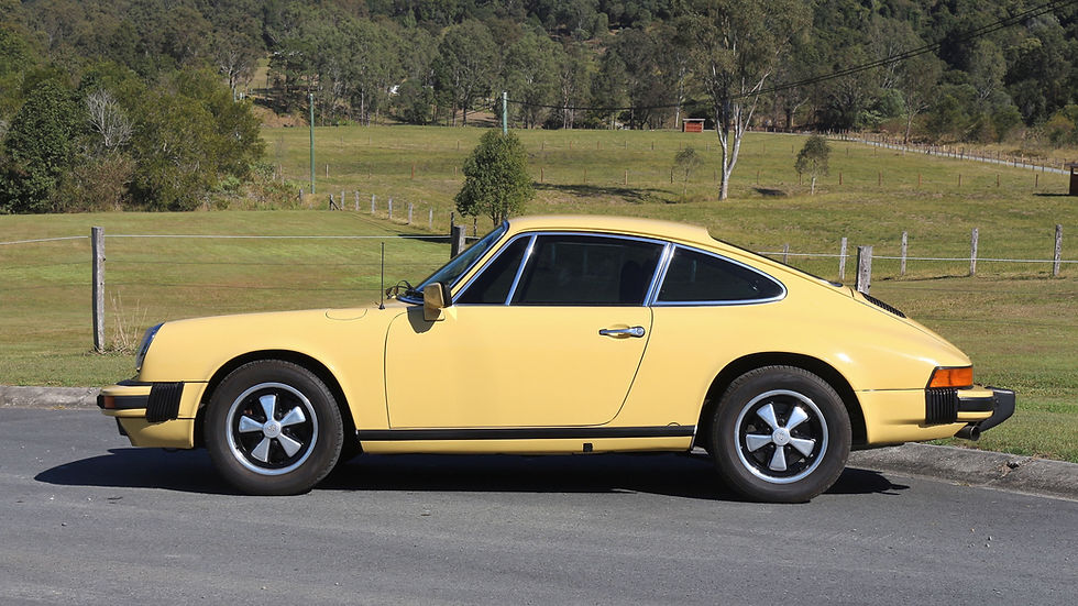 Thumbnail: Yellow 1976 Porsche 911S Side