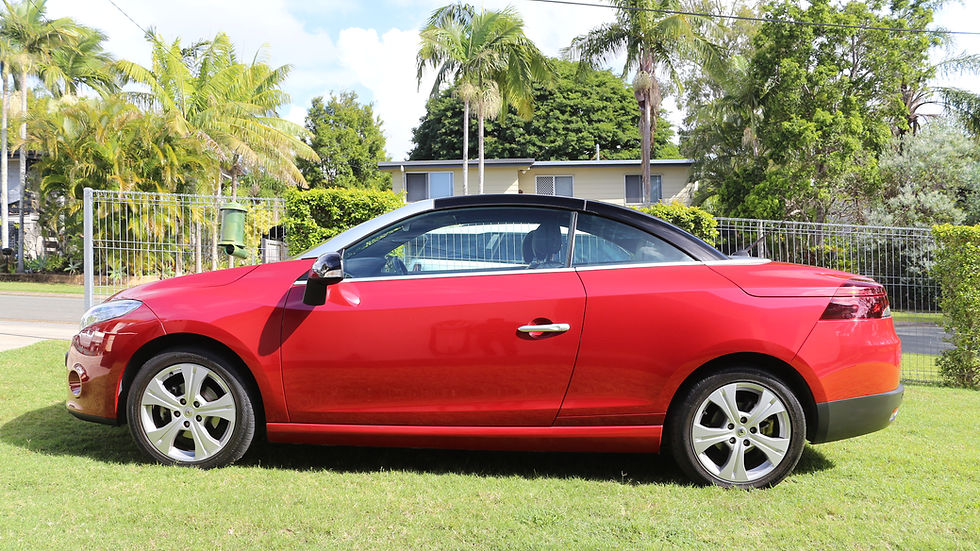 Thumbnail: 2011 Renault Megan Convertible