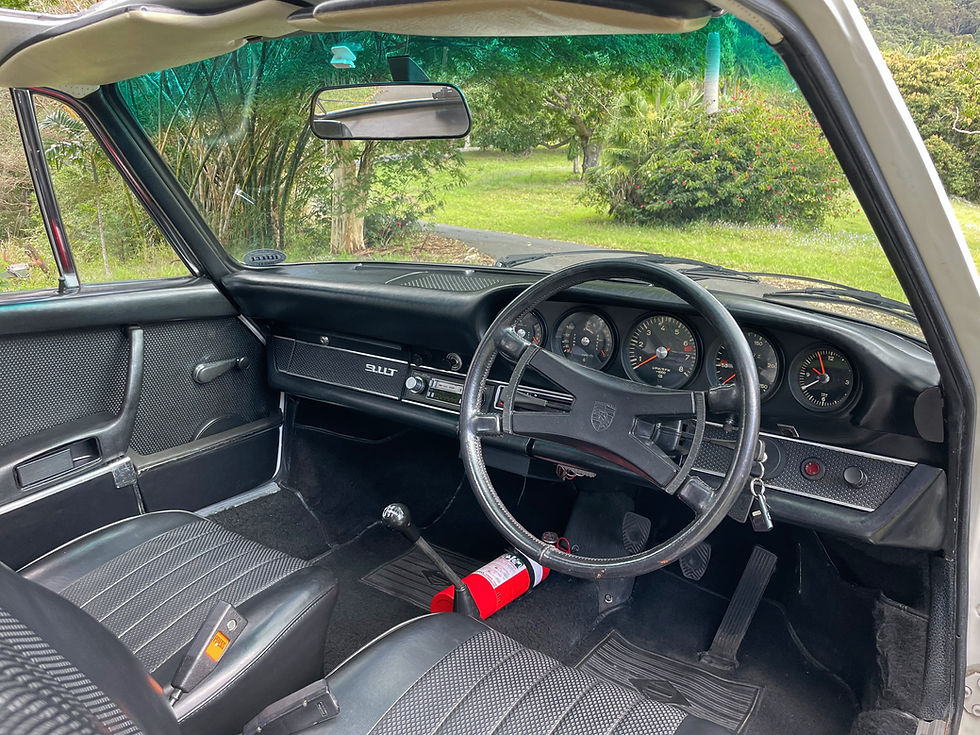 Thumbnail: 1970 Porsche 911T interior