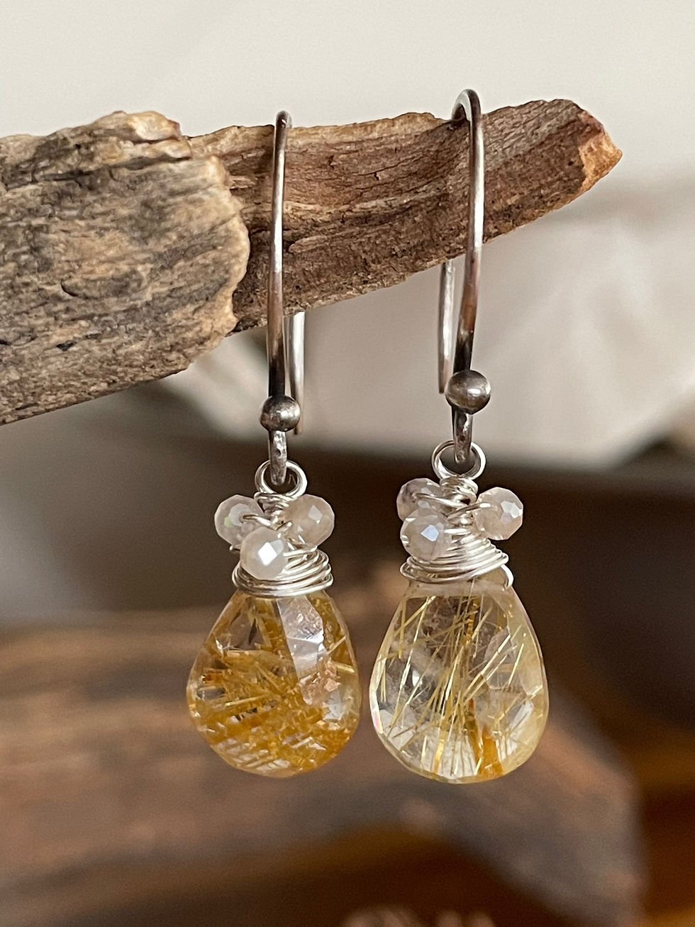 Thumbnail: Golden Rutilite Quartz