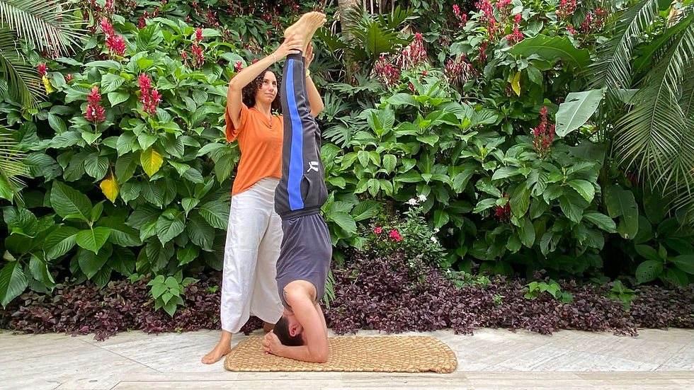 TALLER | Paro de Cabeza: Equilibrio, Fuerza y Confianza