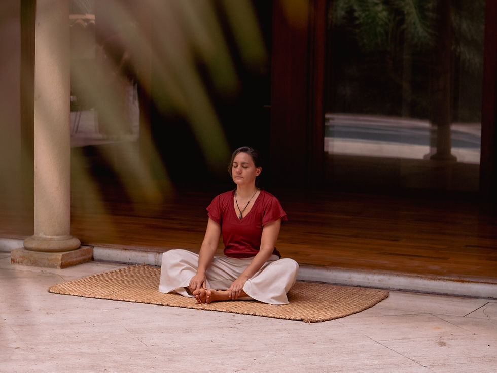 CURSO |  Básico de hatha yoga: serie Rishikesh MARTES Y JUEVES