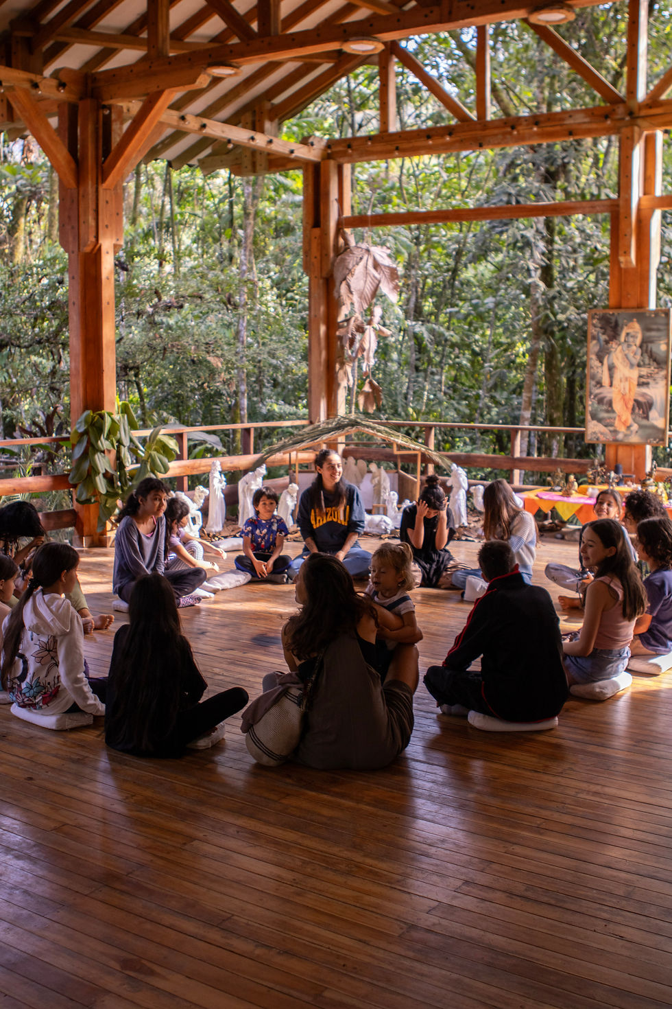 PUENTE | Yoga para Niños y Familias en la Selva